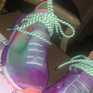 Sneakers / human races